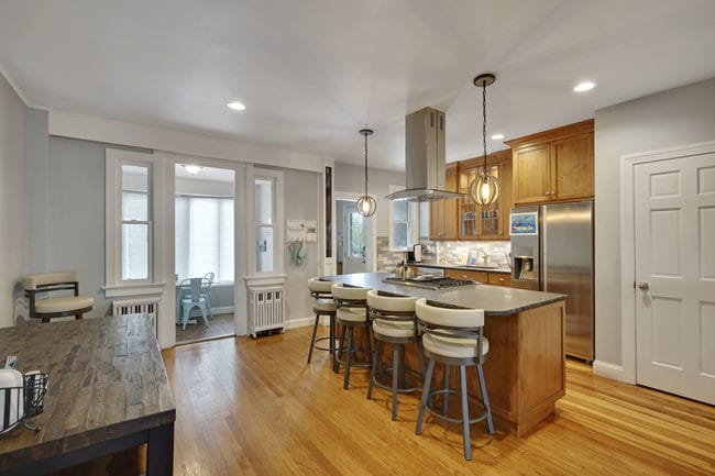 Building Photo - 8 Deal Lake Ct