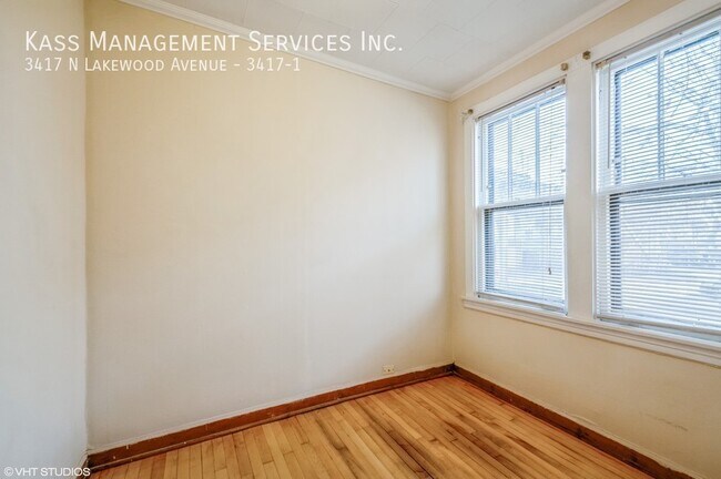 Foto del edificio - 3417 N Lakewood Ave