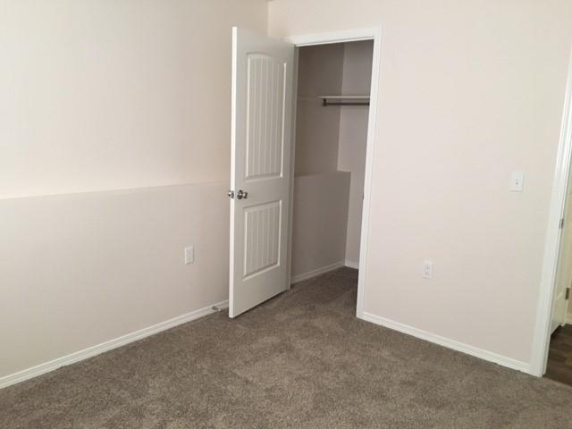 Building Photo - 228 Commerce Way