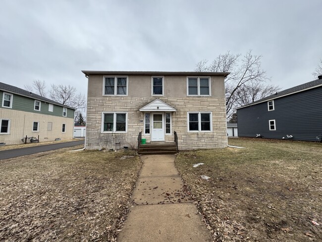 Building Photo - 1713 Goff Ave