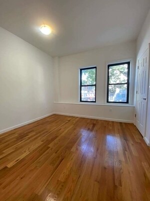 Primary Photo - 854 Saint Johns Pl