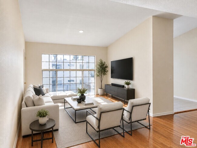 Foto del edificio - 4841 W 18th St