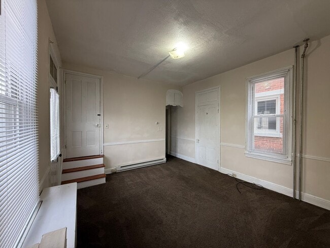 Building Photo - 32-34 E North St