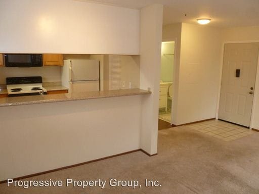 Building Photo - 1004 San Antonio Cir