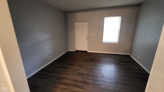 Building Photo - 655 Birch Ave