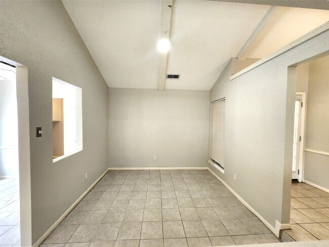 Foto del edificio - 2314 Stillmeadow Dr