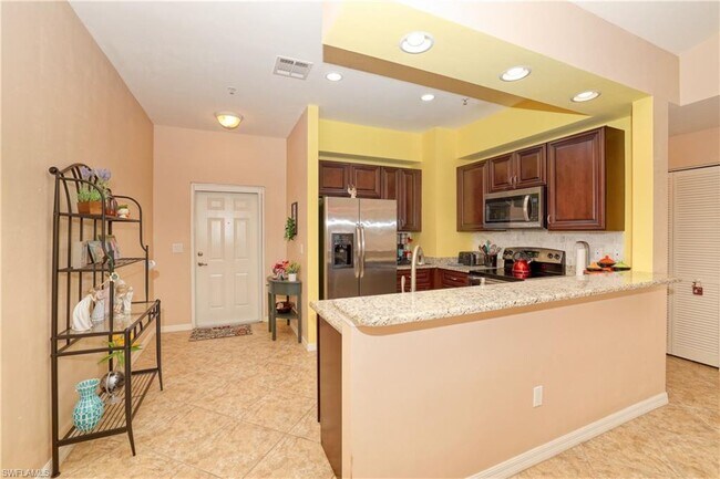 Foto del edificio - 1096 Winding Pines Circle