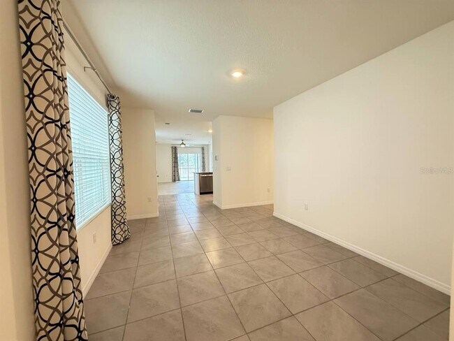 Foto del edificio - 16942 Trite Bend St