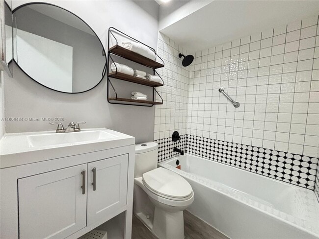 Foto del edificio - 1597 Springside Dr