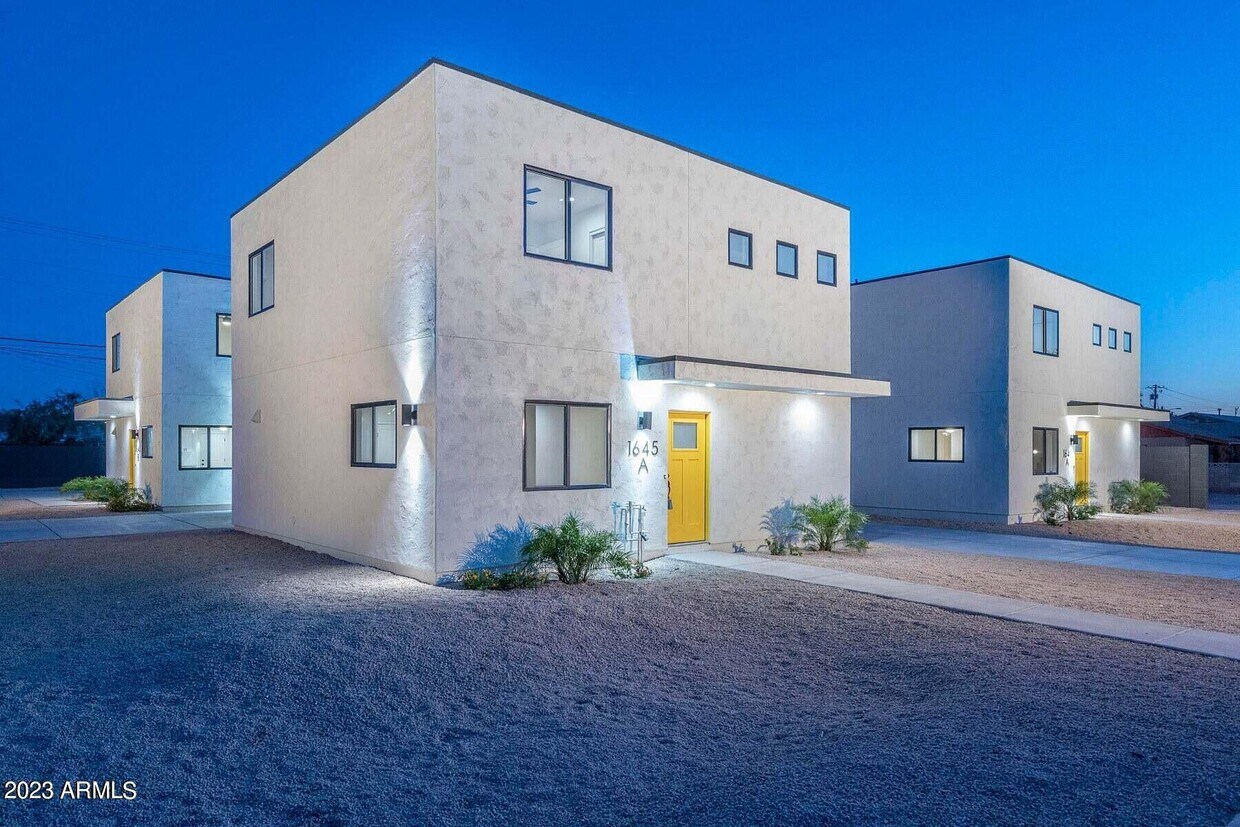 1645 Monroe St, Phoenix, AZ 85034 House Rental in Phoenix, AZ