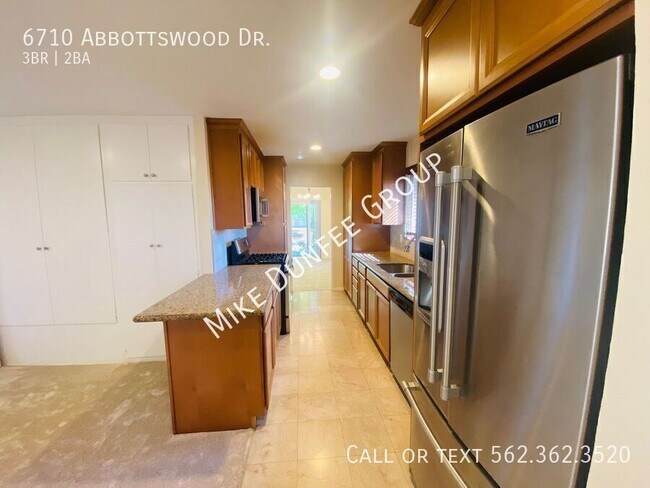 Foto del edificio - 6710 Abbottswood Dr