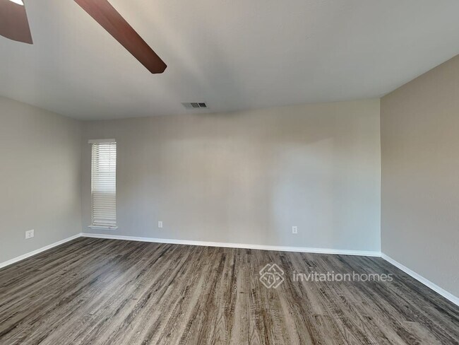 Foto del edificio - 4228 Ireland St