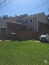 Building Photo - 112 5th Ave