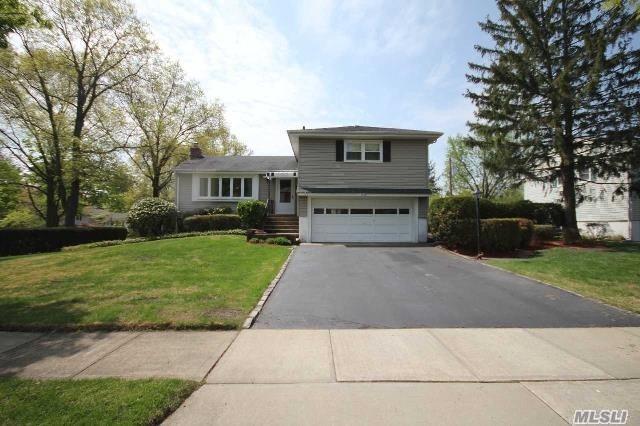 Foto principal - 8 Surrey Ln