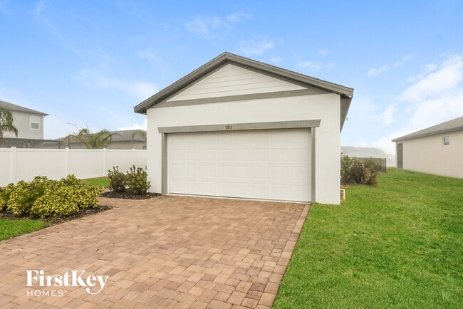Building Photo - 721 Ladyfish Ln