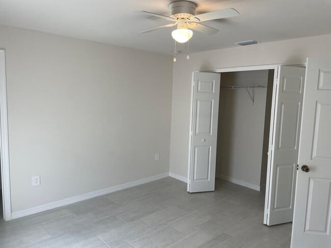 Building Photo - SW Cape Coral Duplex Unit