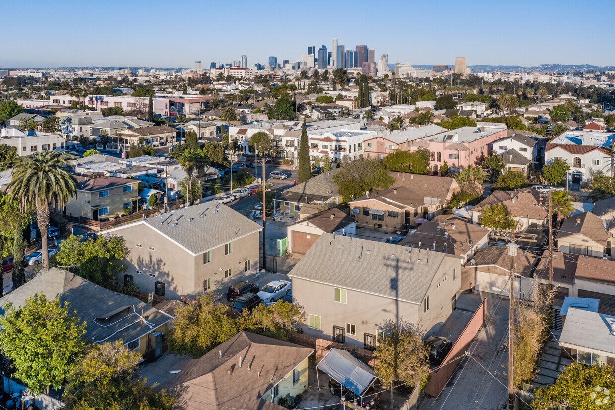 Aerial View - 2417 Houston St