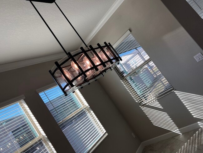 Foto del edificio - 2766 Hilliard Dr