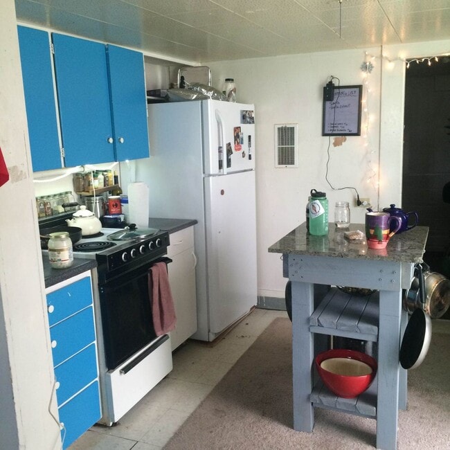 Building Photo - 1106 High St