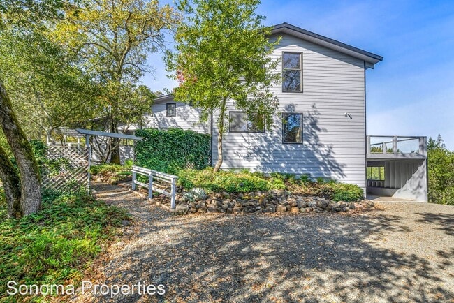 Building Photo - 3 br, 3.5 bath House - 1855 Heaven Hill