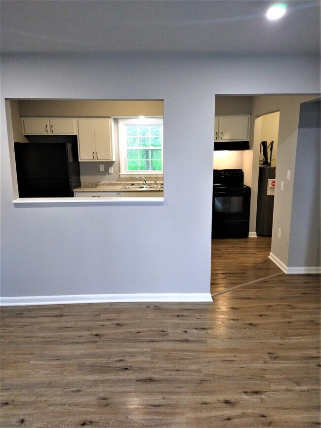 Building Photo - 225 Riggs Avenue