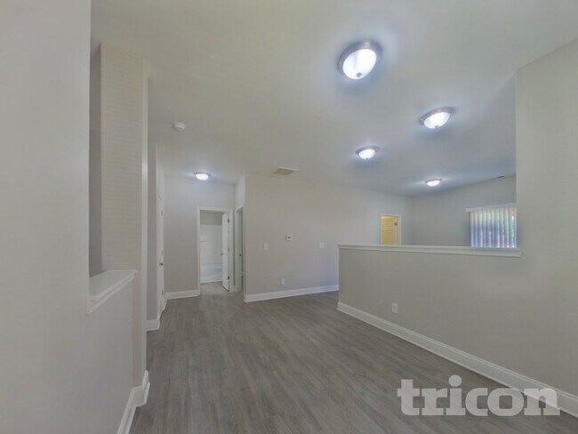 Foto del edificio - 9225 Newfield St