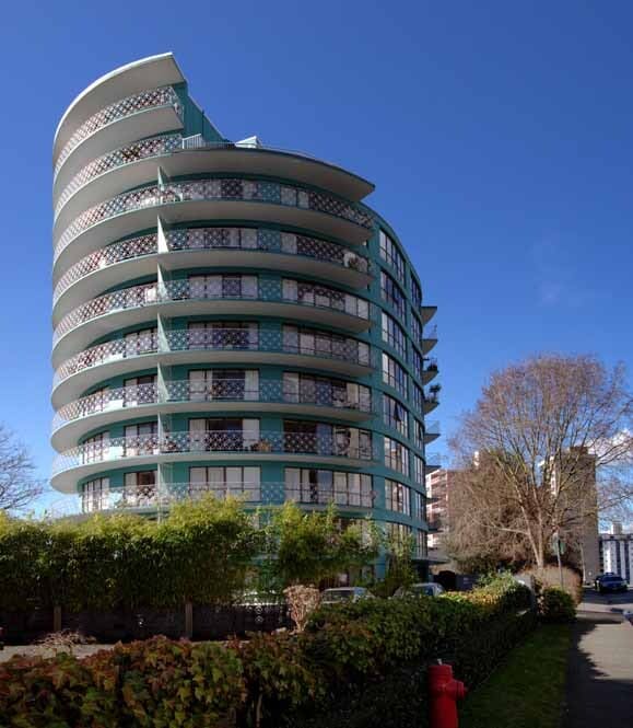 Building Photo - 2190 Bellevue Avenue