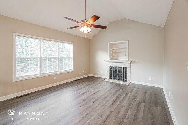 Foto del edificio - 829 Buckhorn Dr