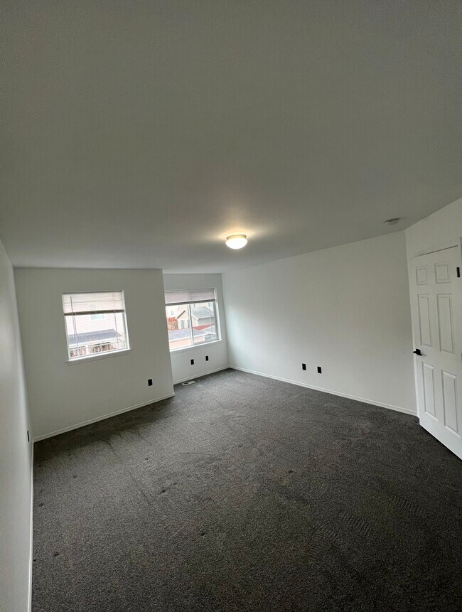 Foto del edificio - 10430 13th Avenue Ct E