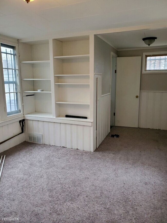 Foto del edificio - 5 br, 1.5 bath House - 18076 Ilene St