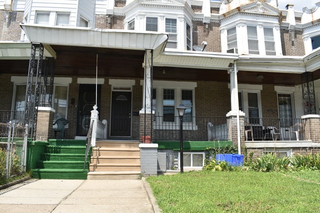 Building Photo - 5911 Christian St