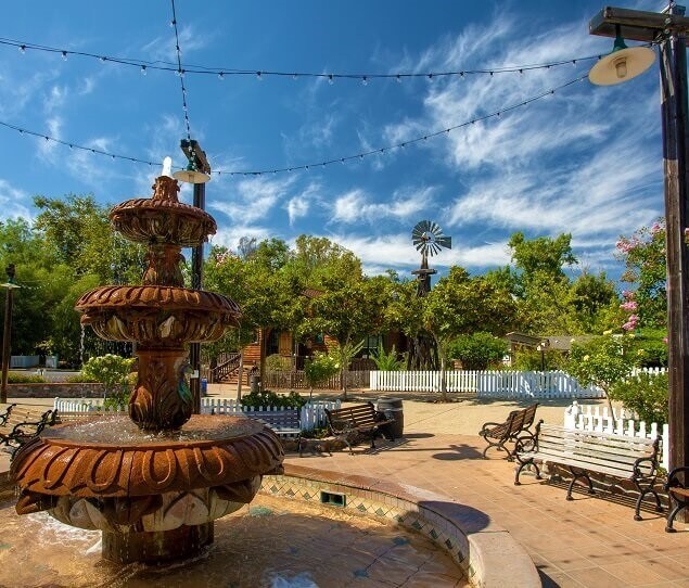 Attend the Saturday farmers market and the seasonal Boardwalk Craft Market in Old Poway Park