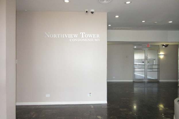 Building Photo - 7039 San Pedro Ave