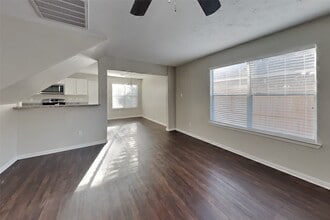 Building Photo - 29102 Fox Fountain Ln