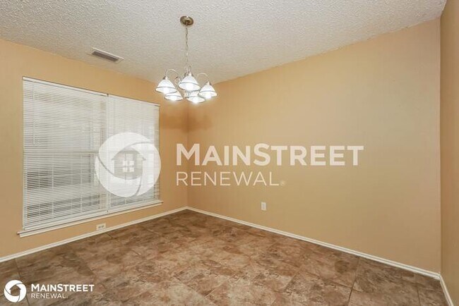 Building Photo - 9510 Elm Glen