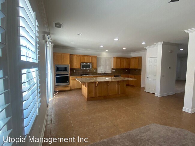 Building Photo - 5 br, 3 bath House - 32341 Rock Rose Dr.