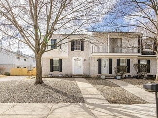 Building Photo - 143 Stratford Ln