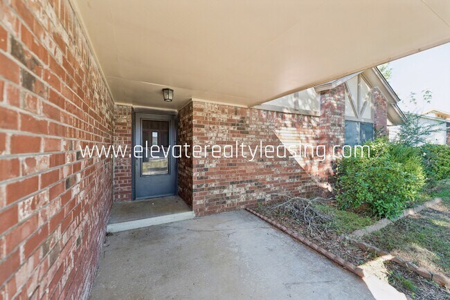 Foto del edificio - 11168 S Douglas Ave