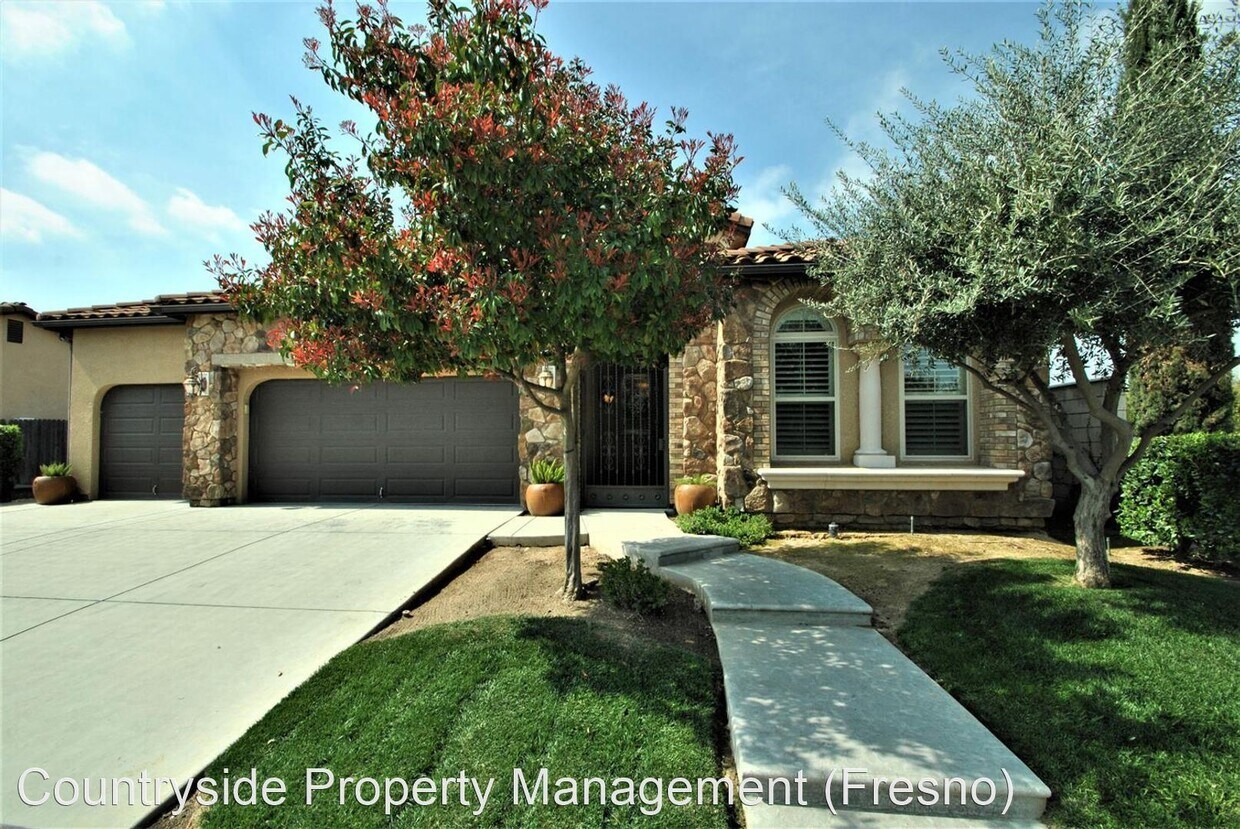 Primary Photo - 6065 N Sycamore Ave