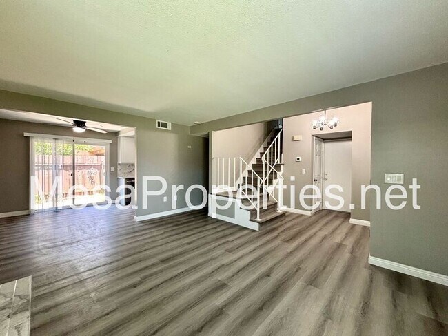 Foto del edificio - 1749 E Fairfield Ct