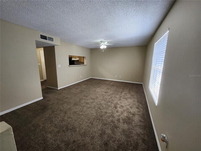 Building Photo - 305 W Grant St