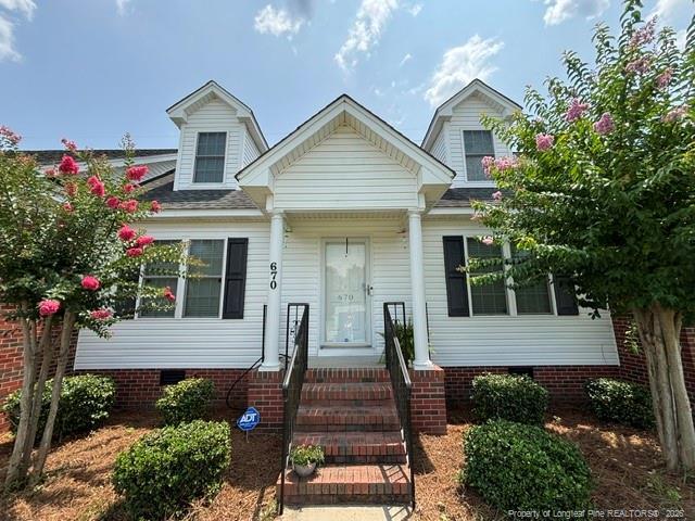 Building Photo - 670 Amberdale Cir W