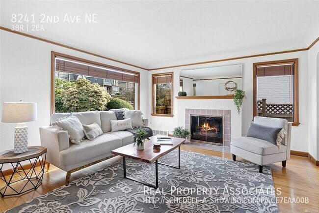 Building Photo - Maple Leaf Home