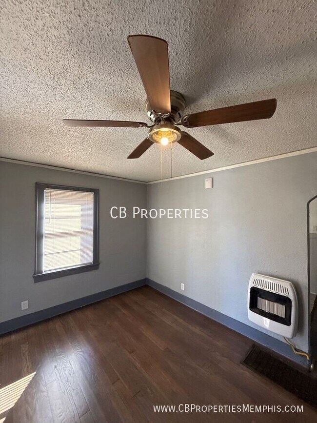 Foto del edificio - 723 Roanoke Ave