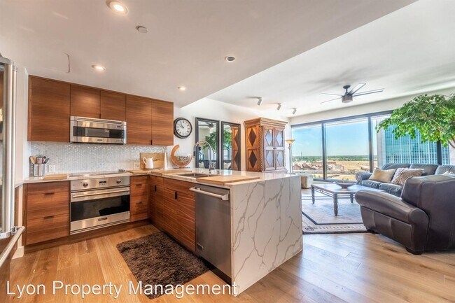 Foto del edificio - 1 br, 1 bath House - 500 J Street, #1402