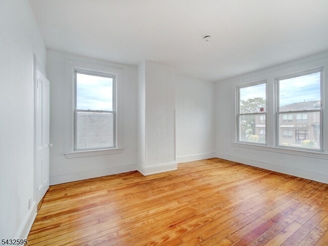 Foto del edificio - 444 N Broad St