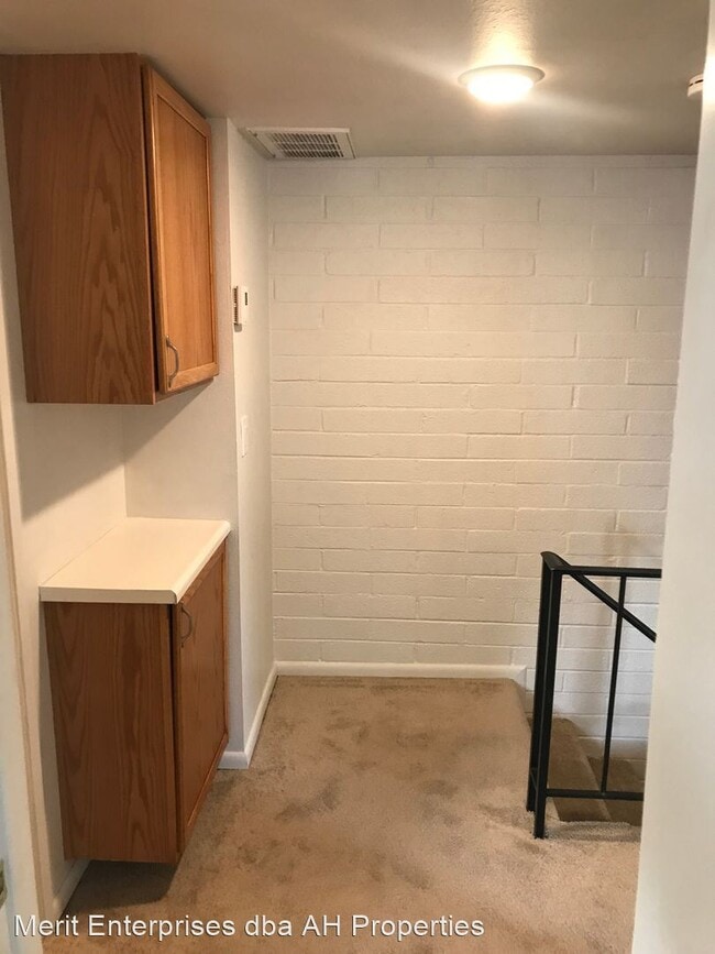 Building Photo - 2 br, 1.5 bath House - 8562 E ROOSEVELT ST