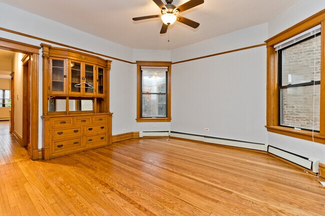 Foto del edificio - 3713 N Magnolia Ave