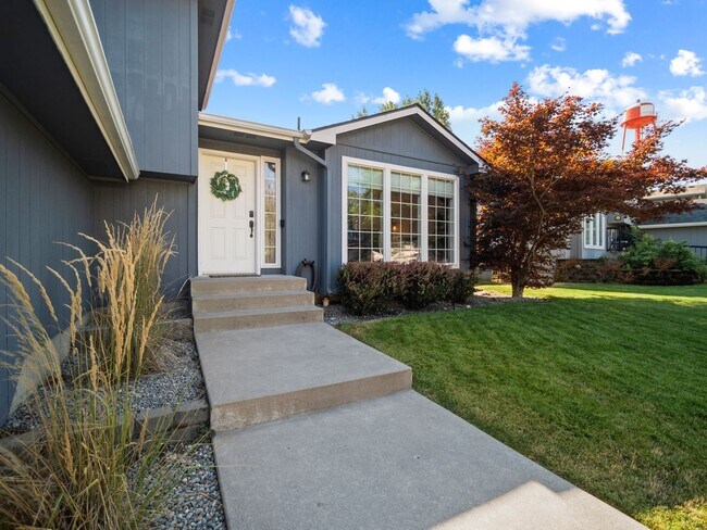 Foto del edificio - Furnished 3-Bedroom Home in Spokane Valley – Comfortable & Move-In Ready