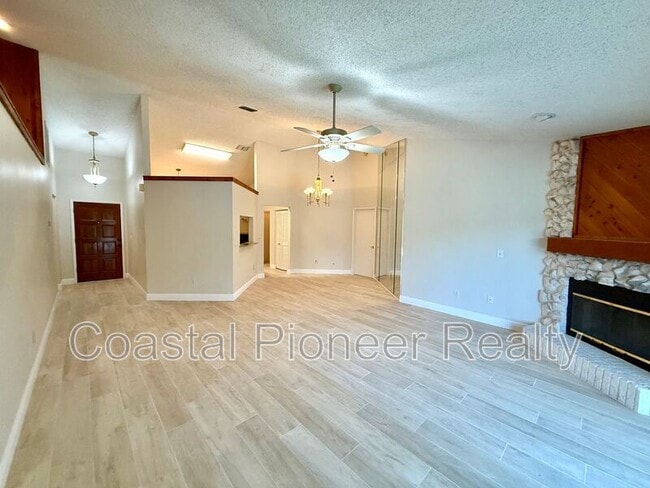 Building Photo - 8723 Imperial Ct